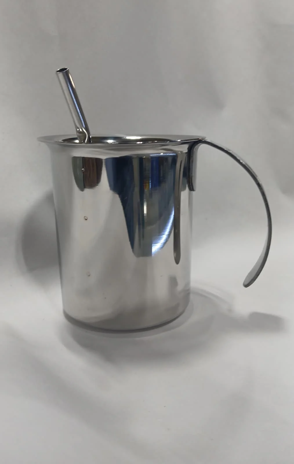 STAINLESS STEEL TEA TUMLER WITH STRAW - SIZE 5